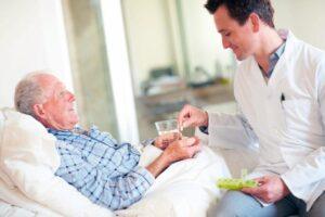 Cuidados en el hogar para adultos mayores - En casa salud donde necesites