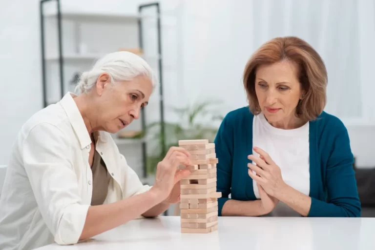 Tarea para el hogar: cómo mantener la mente activa en la tercera edad | en casa